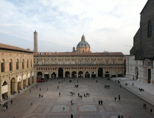 Alla scoperta di Piazza Maggiore