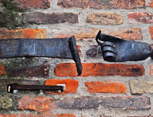 La Mano di Casa Figallo a Bologna: storia, curiosità e come trovarla